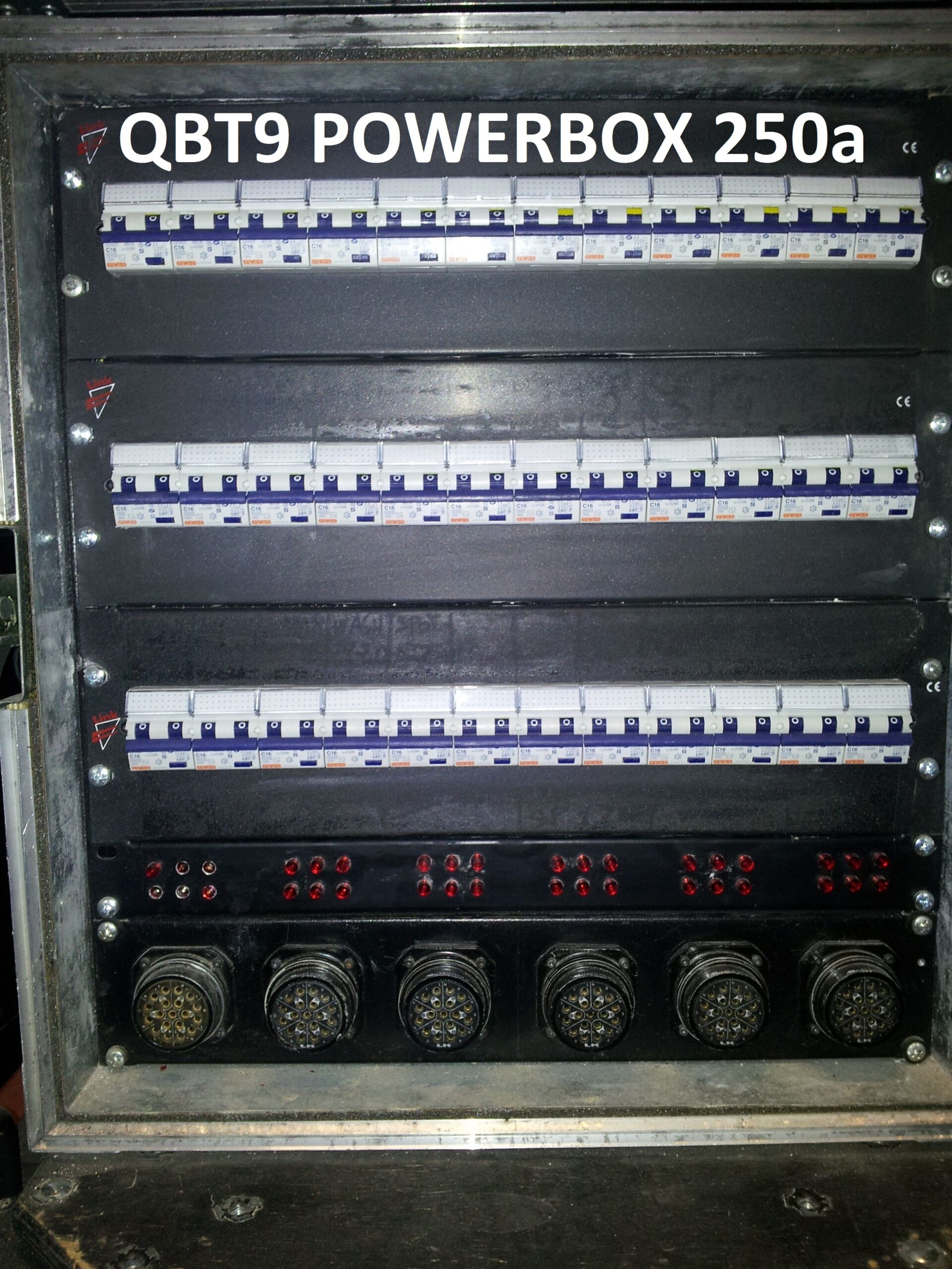 QBT9 POWERBOX 250A FRONT
