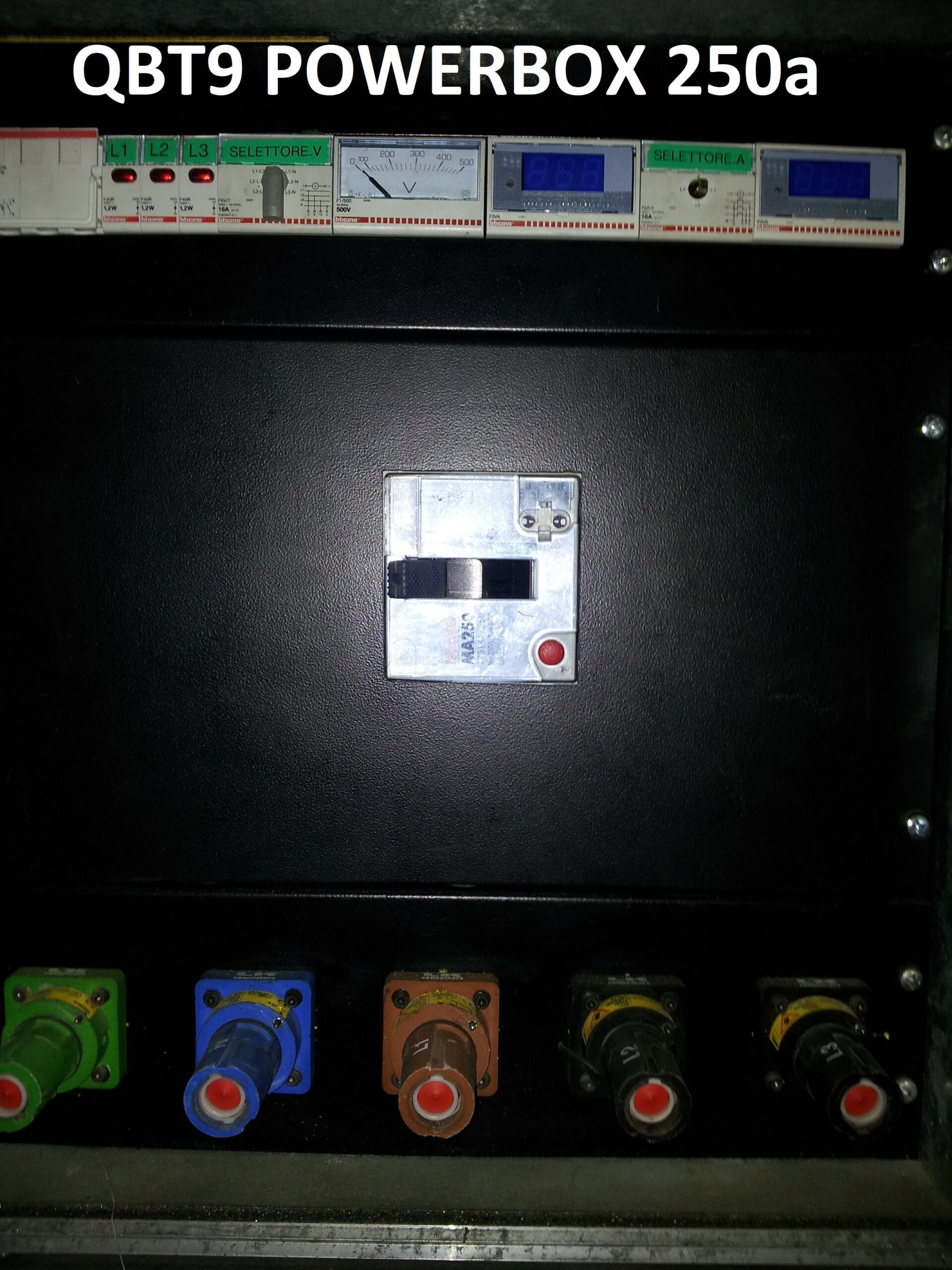 QBT9 POWERBOX 250A RETRO